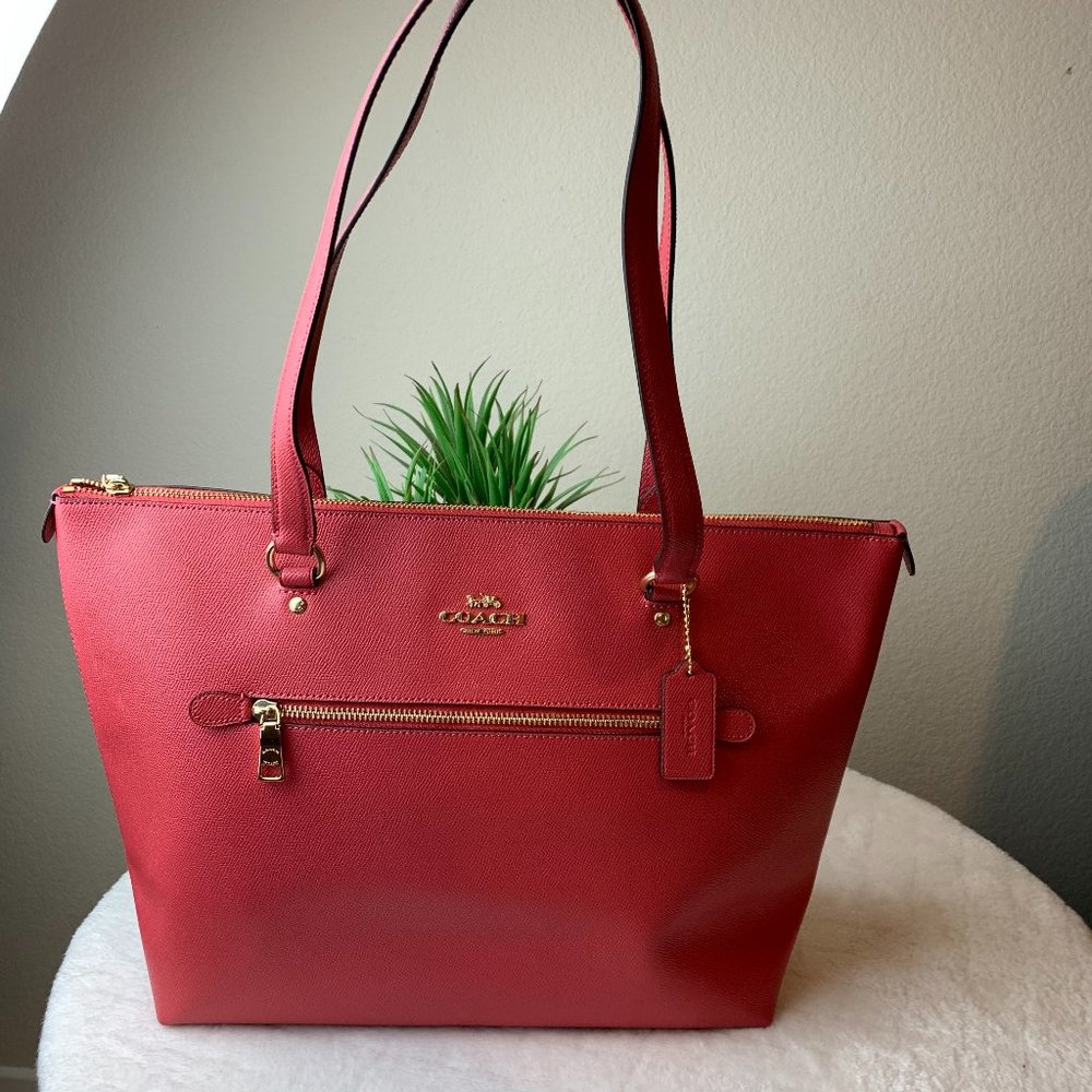 COACH GALLERY TOTE